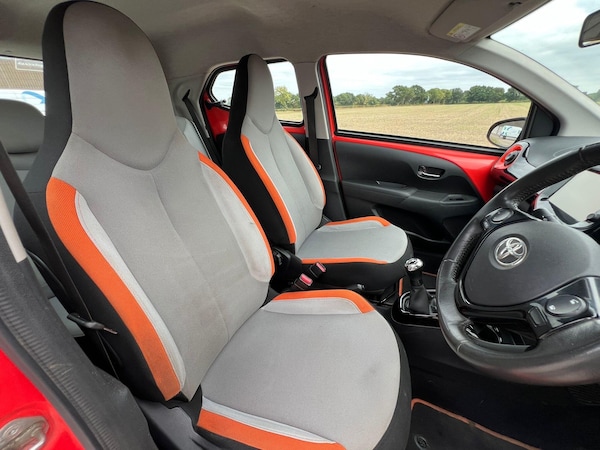 Used Toyota AYGO 2015 for sale - 75609554: Photo 27