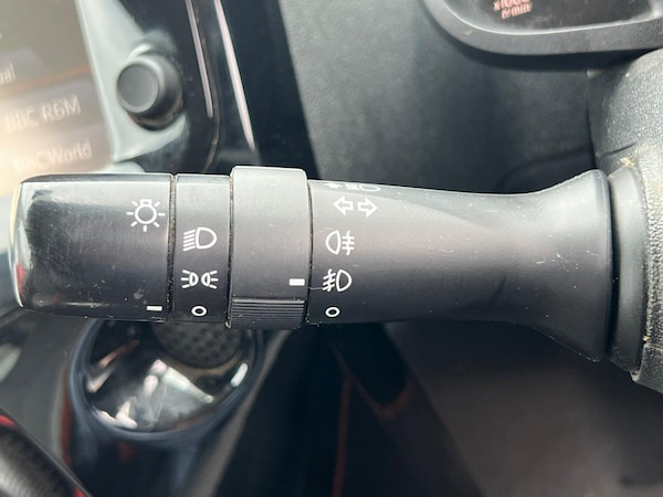 Used Toyota AYGO 2015 for sale - 75609554: Photo 30