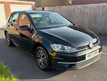 Used Volkswagen Golf 2017 for sale - 78608818: Photo