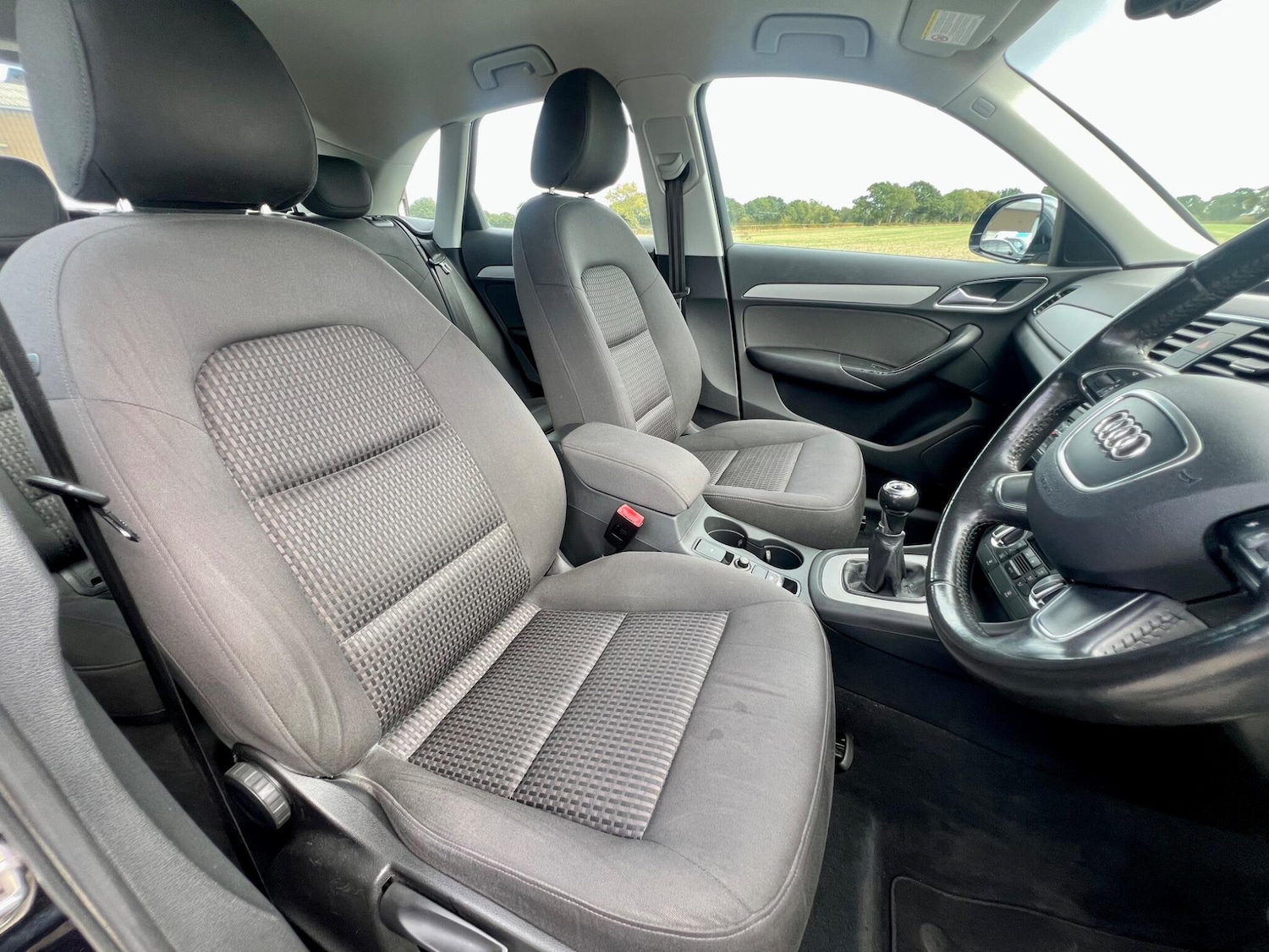 Used Audi Q3 2012 for sale - 75682287: Photo 19