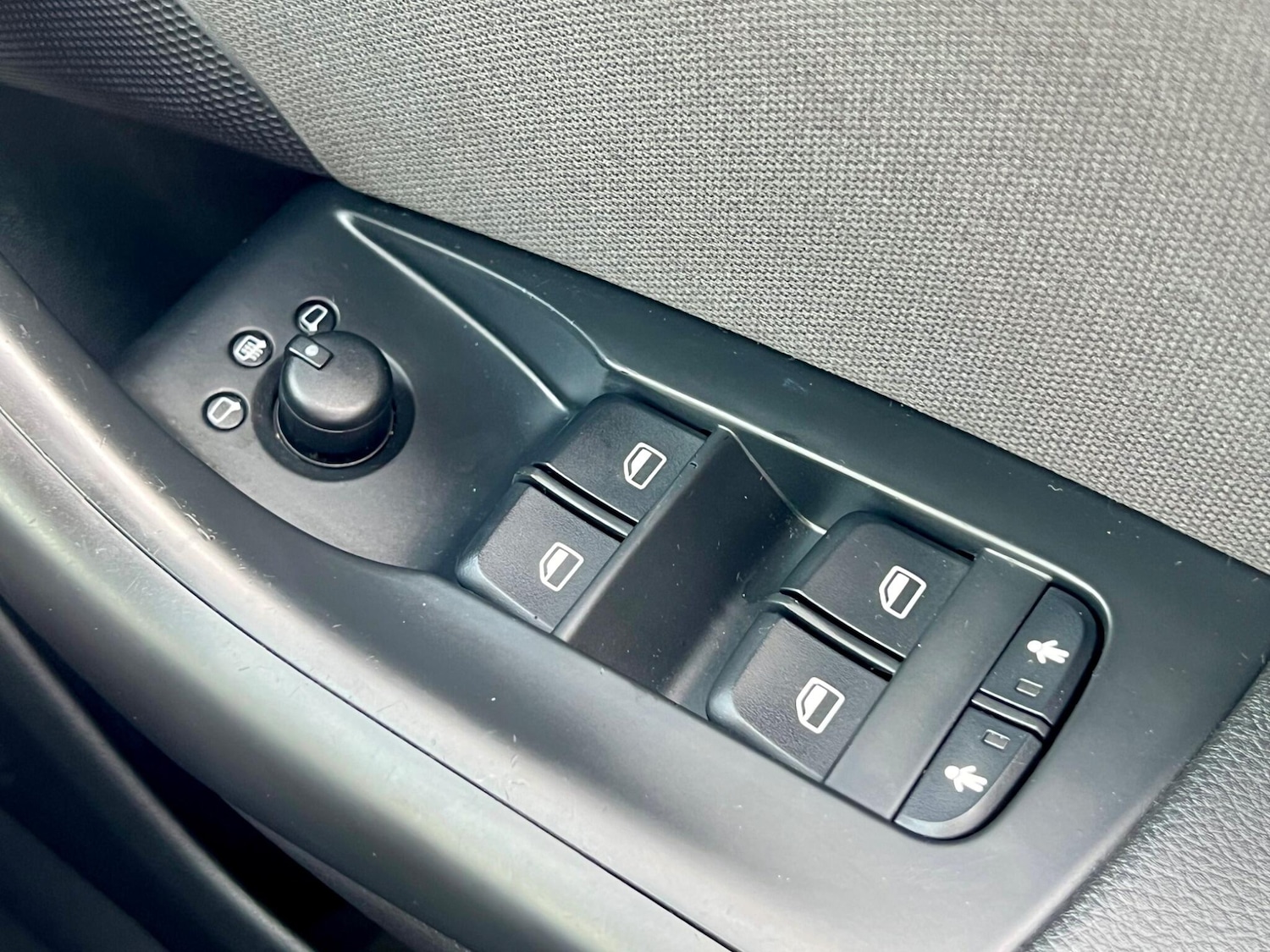 Used Audi Q3 2012 for sale - 75682287: Photo 39