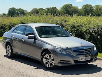 Used Mercedes-Benz E Class 2013 for sale - 78685114: Photo