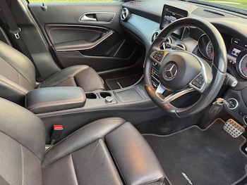 Used Mercedes-Benz GLA 2017 for sale - 76359887: Photo