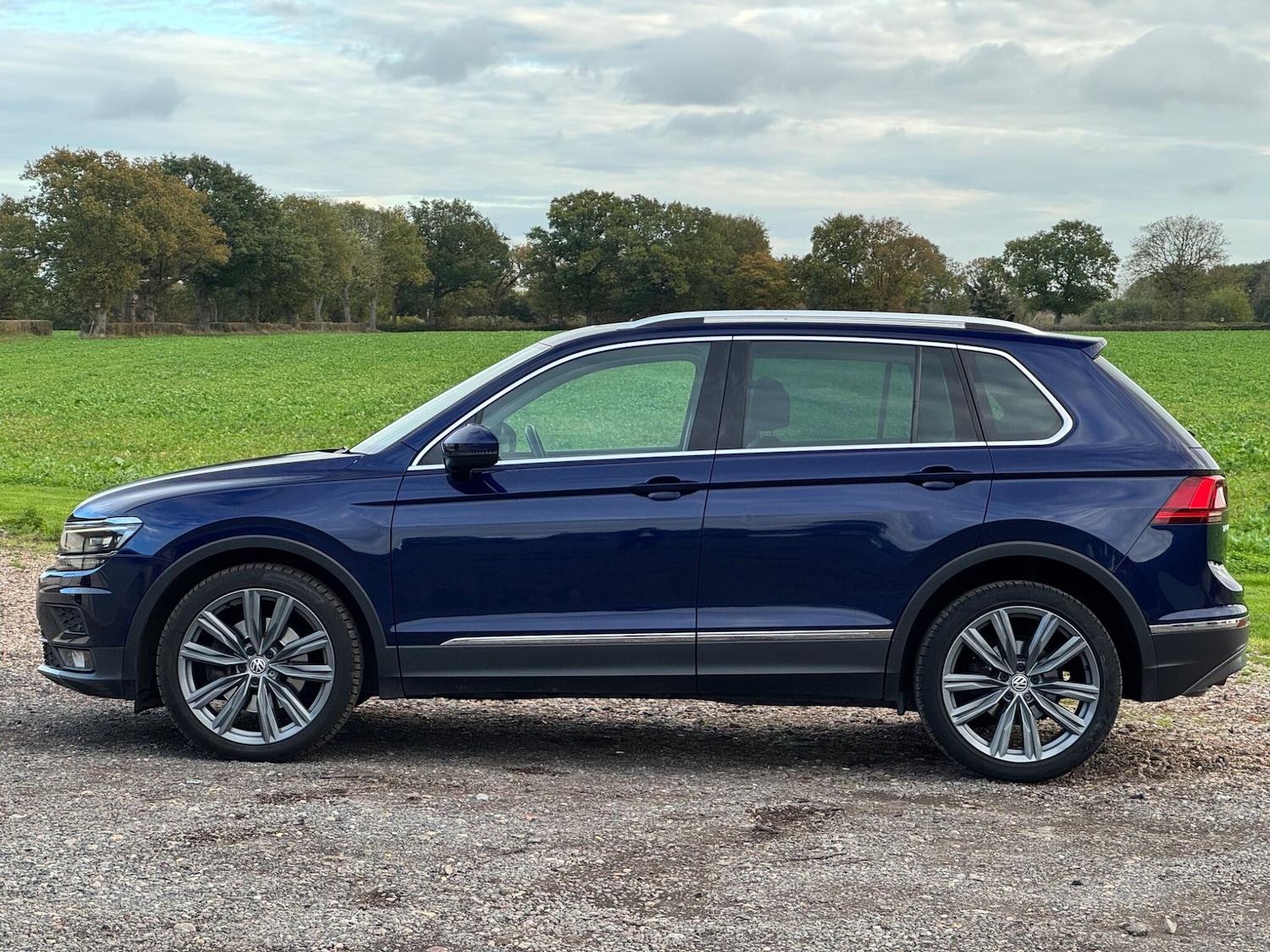 Used Volkswagen Tiguan 2017 for sale - 76336199: Photo 10