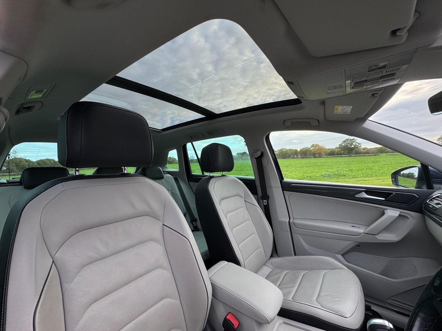 Used Volkswagen Tiguan 2017 for sale - 76336199: Photo 22