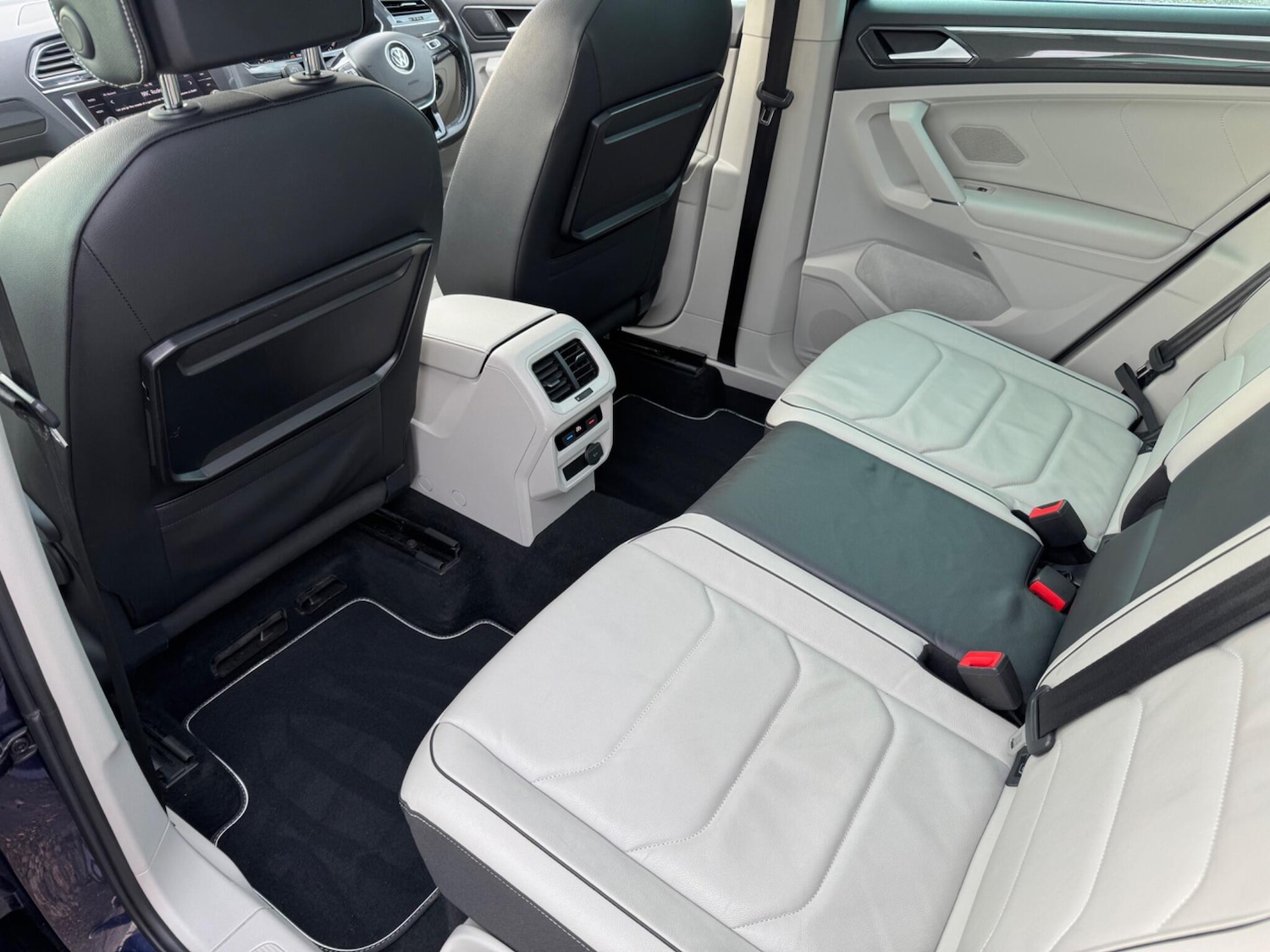 Used Volkswagen Tiguan 2017 for sale - 76336199: Photo 29