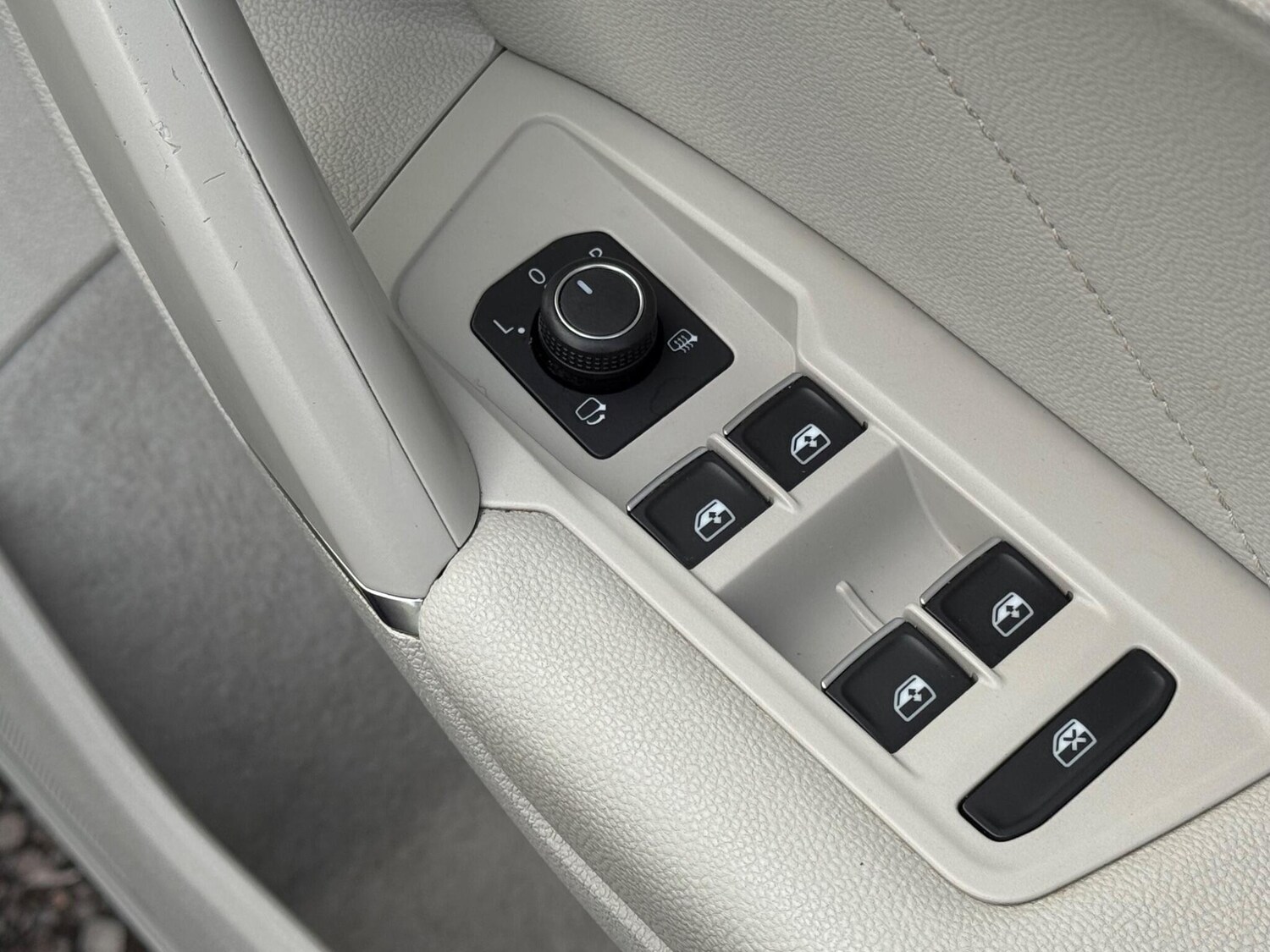 Used Volkswagen Tiguan 2017 for sale - 76336199: Photo 34