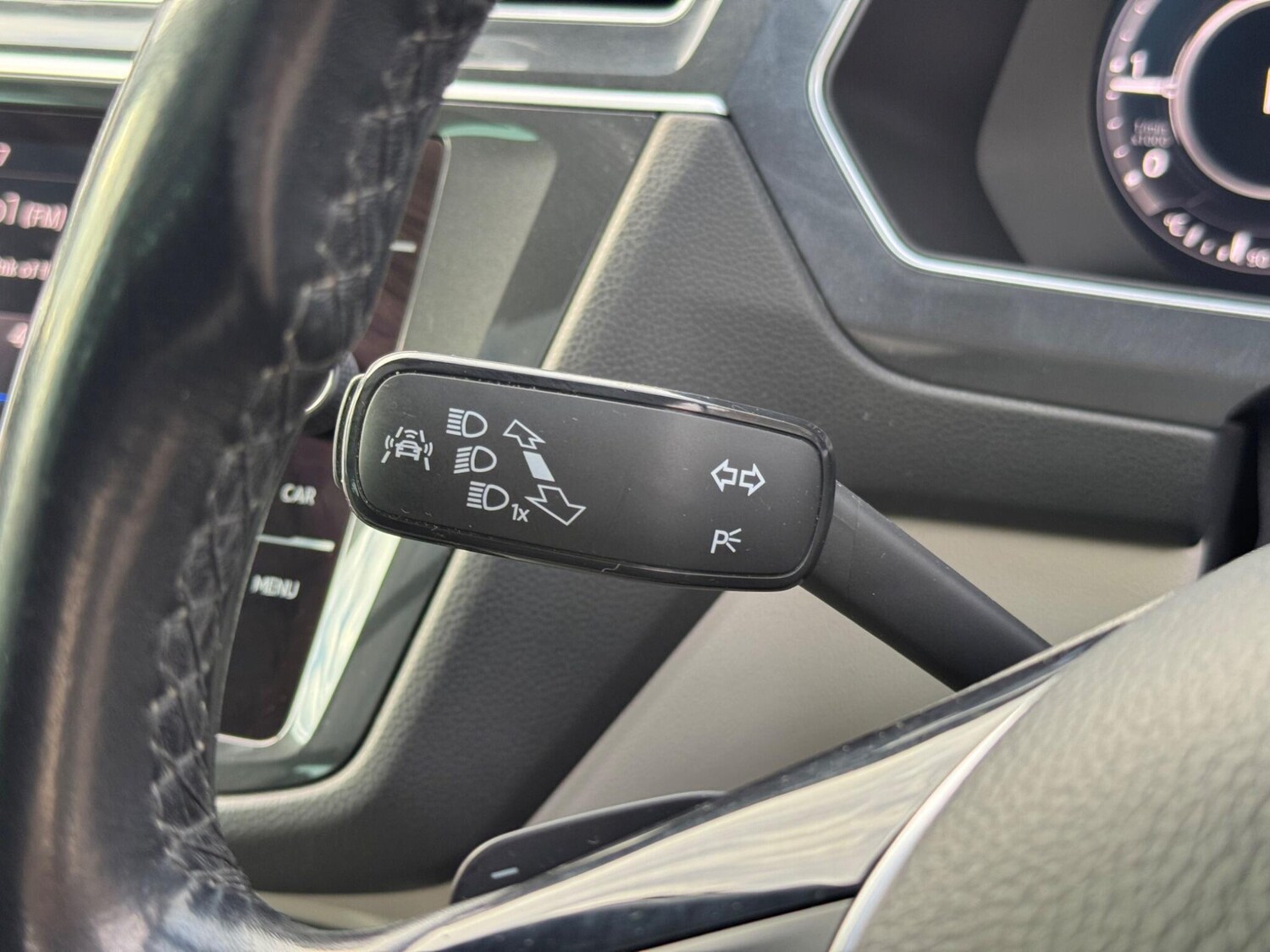 Used Volkswagen Tiguan 2017 for sale - 76336199: Photo 40