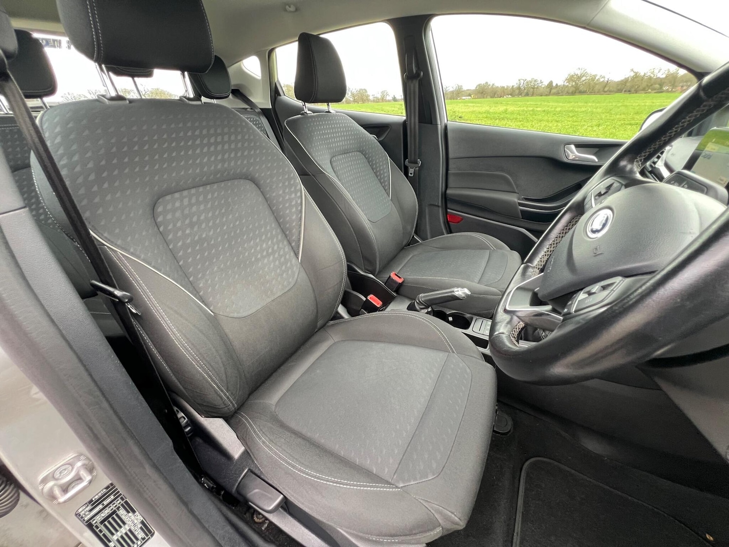 Used Ford Fiesta for sale - 78106624: Photo 2