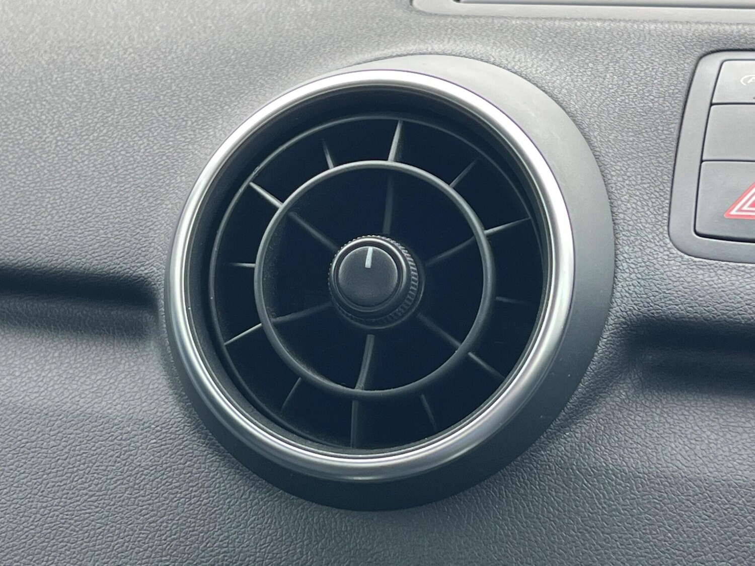 Used Audi A1 for sale - 78106618: Photo 39