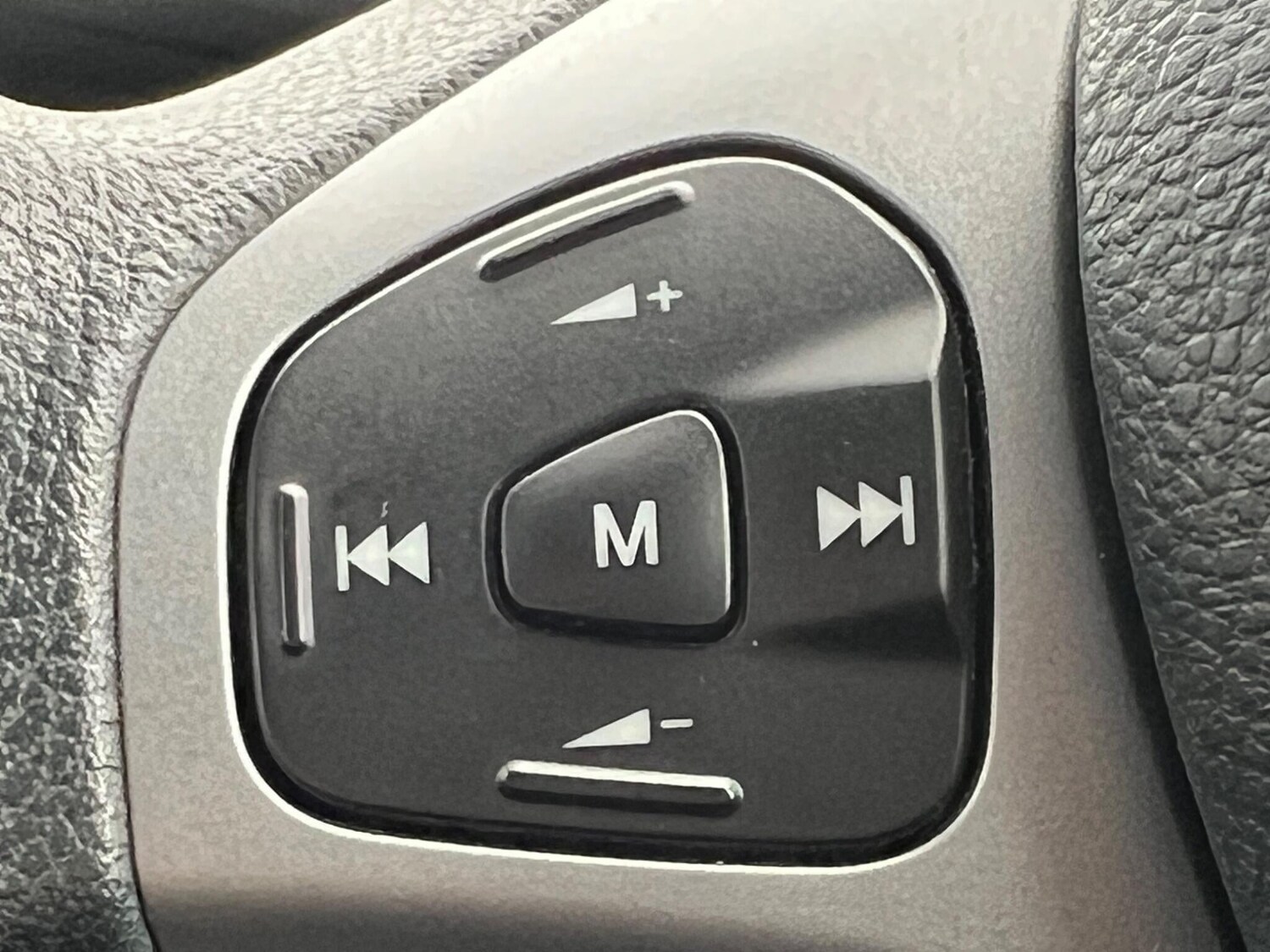 Used Ford Fiesta 2009 for sale - 78106619: Photo 35