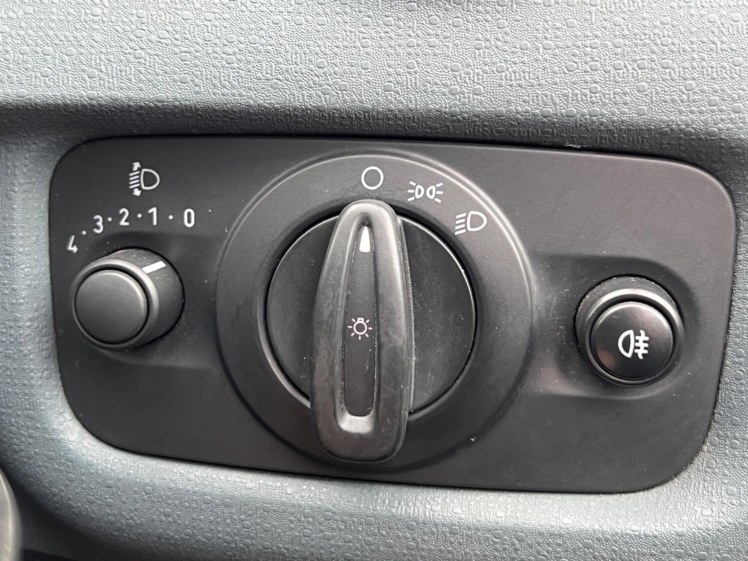 Used Ford Fiesta 2009 for sale - 78106619: Photo 38