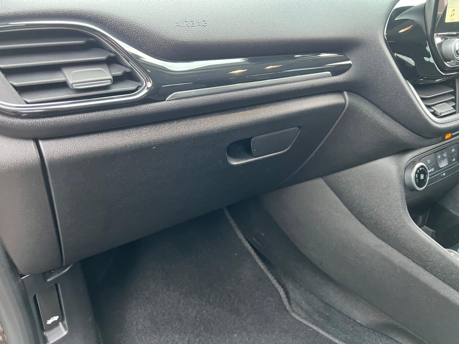 Used Ford Fiesta for sale - 78106613: Photo 49