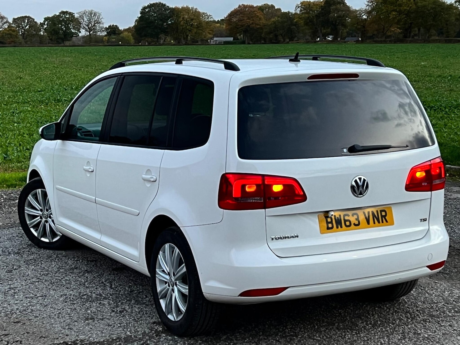 Used Volkswagen Touran 2025 for sale - 76431997: Photo 3