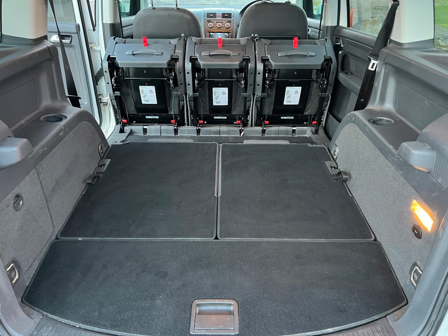 Used Volkswagen Touran 2025 for sale - 76431997: Photo 32