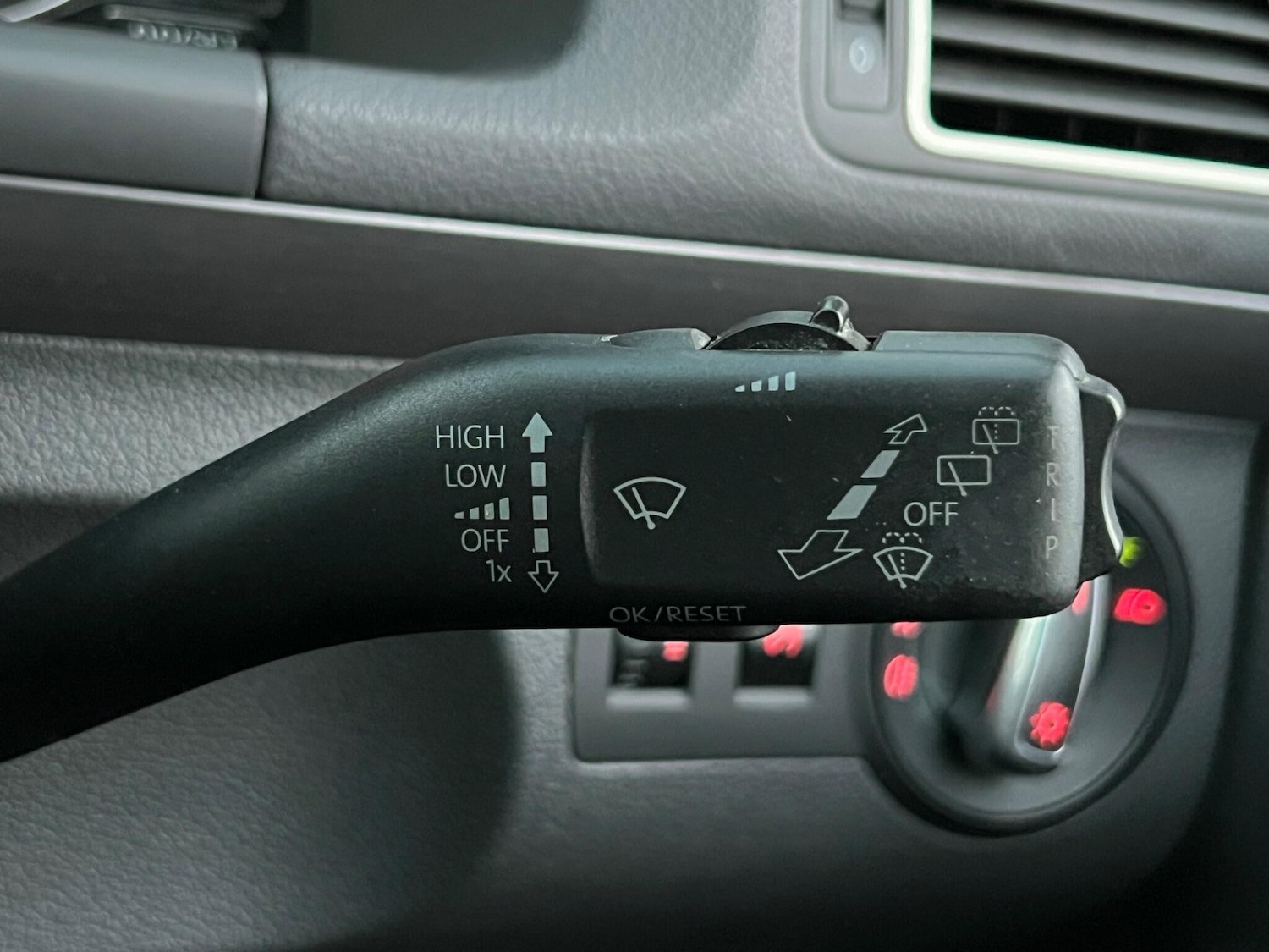 Used Volkswagen Touran 2025 for sale - 76431997: Photo 35