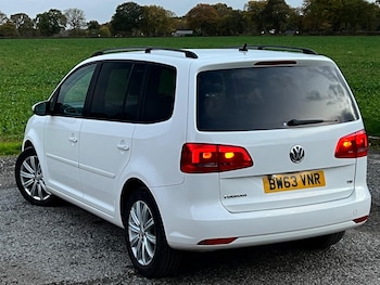 Used Volkswagen Touran 2013 for sale - 76431997: Photo