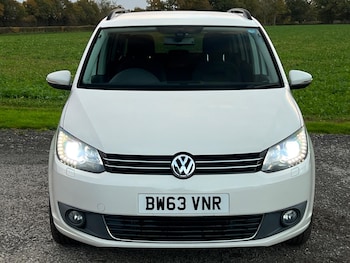 Used Volkswagen Touran 2013 for sale - 76431997: Photo