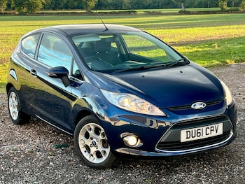 2011 (61) - 1.4 Zetec 3dr