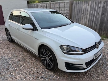Used Volkswagen Golf 2016 for sale - 79039236: Photo