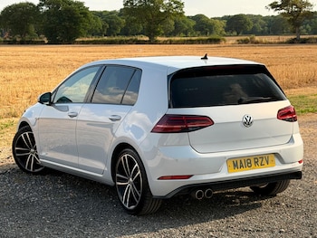 Used Volkswagen Golf 2018 for sale - 79259563: Photo