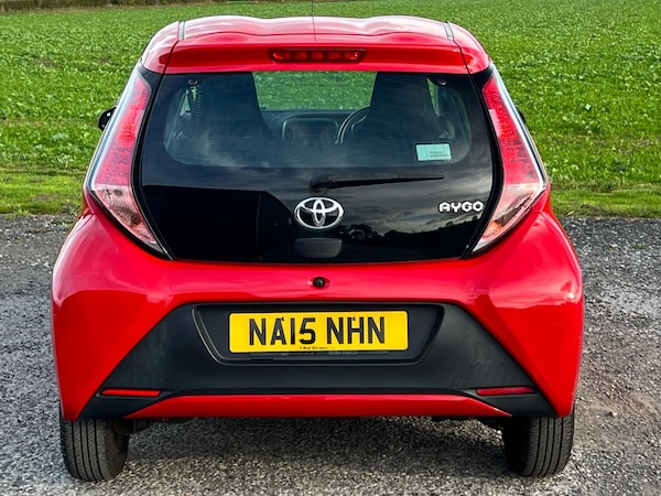 Used Toyota AYGO 2015 for sale - 76152335: Photo 11