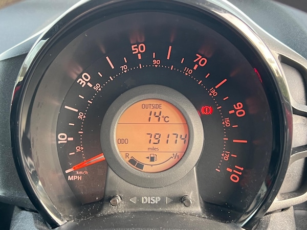 Used Toyota AYGO 2015 for sale - 76152335: Photo 18