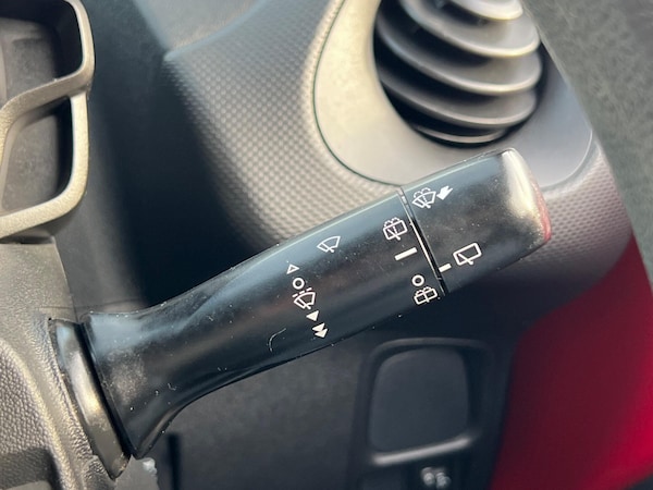 Used Toyota AYGO 2015 for sale - 76152335: Photo 25
