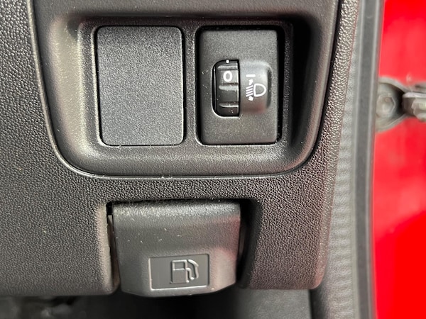 Used Toyota AYGO 2015 for sale - 76152335: Photo 30