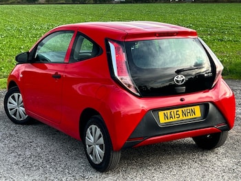 Used Toyota AYGO 2015 for sale - 76152335: Photo 3