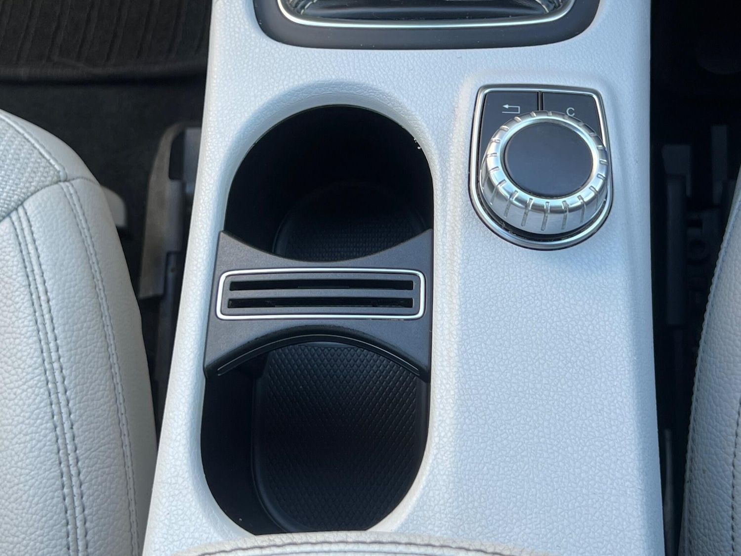 Used Mercedes-Benz A-Class 2014 for sale - 78116378: Photo 39