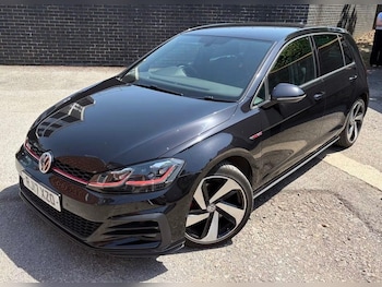 Used Volkswagen Golf 2017 for sale - 79121614: Photo