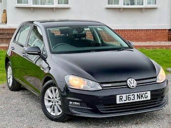 Used Volkswagen Golf 2014 for sale - 78116312: Photo