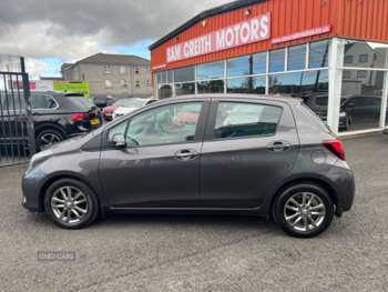 Used Toyota Yaris 2015 for sale - 74612239: Photo