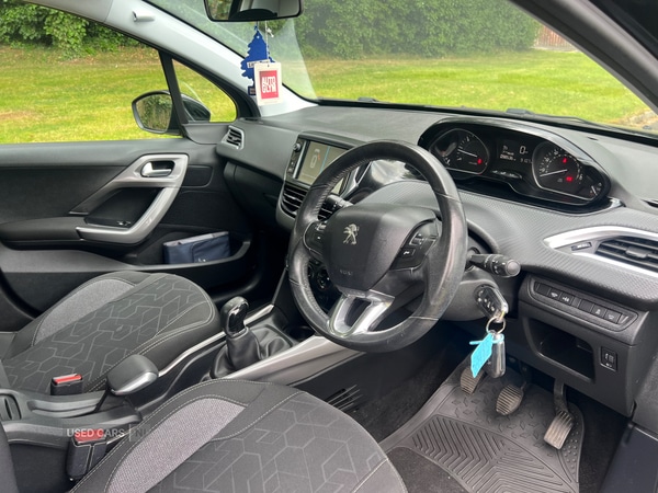 Used Peugeot 2008 2017 for sale - 76095353: Photo 9