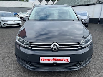 Used Volkswagen Touran 2019 for sale - 75402882: Photo