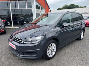 Used Volkswagen Touran 2019 for sale - 75402882: Photo