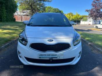 Used Kia Carens 2015 for sale - 74811719: Photo