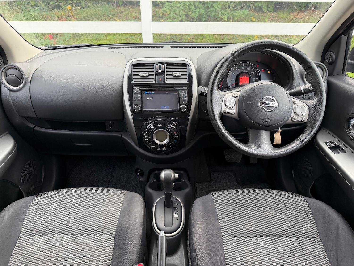 Used Nissan Micra 2015 for sale - 76472106: Photo 2