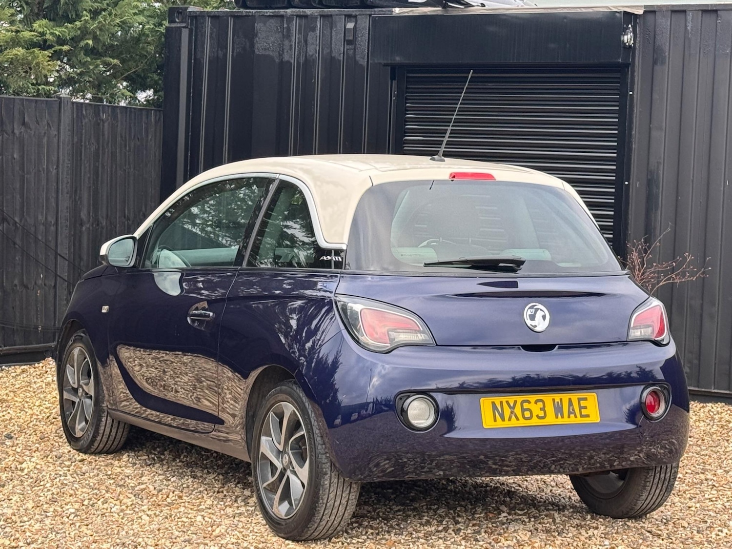 Vehicle 21