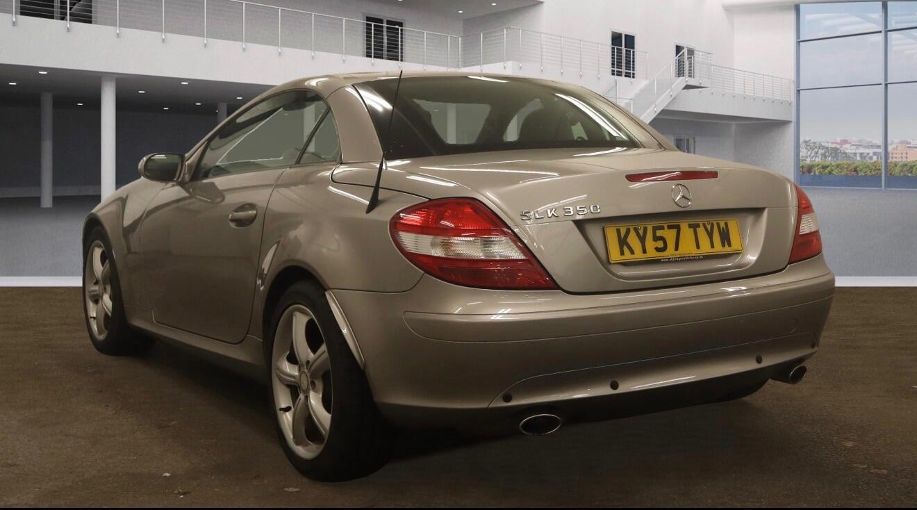 Used Mercedes-Benz SLK 2007 for sale - 77304939: Photo 2