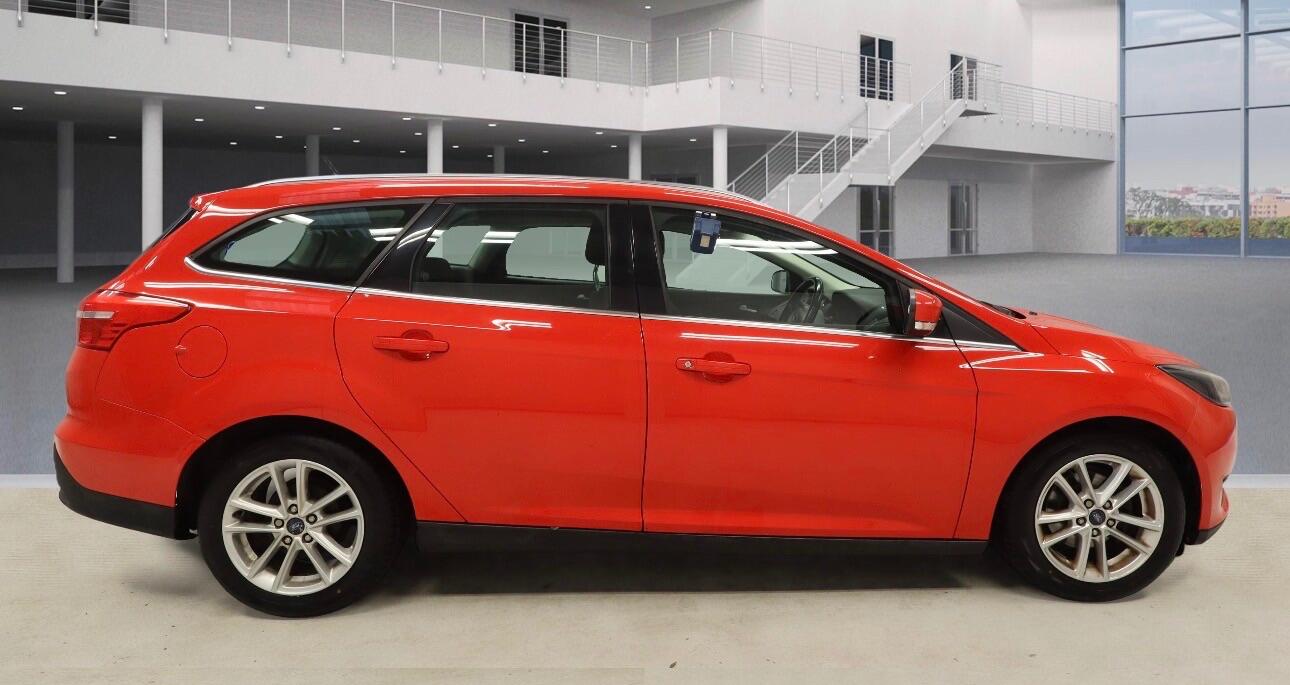 Used Ford Focus 2015 for sale - 77978495: Photo 5