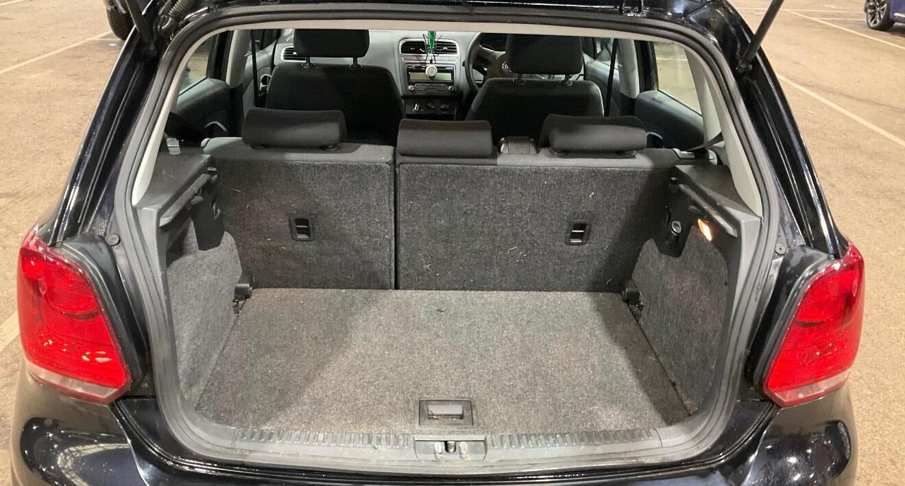 Used Volkswagen Polo 2010 for sale - 78147957: Photo 8