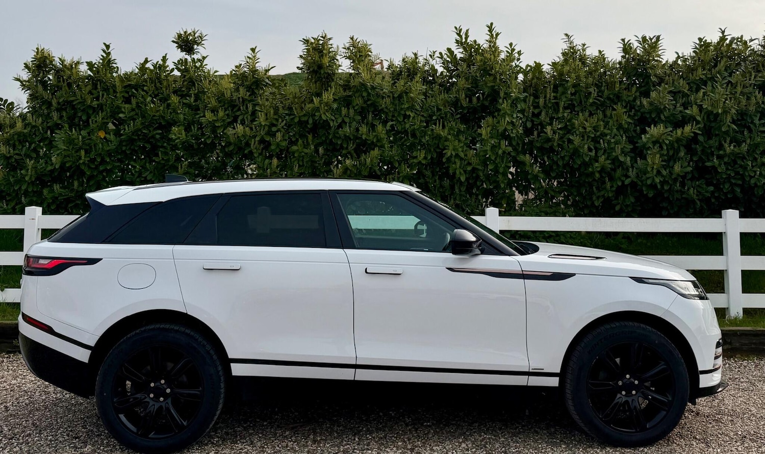 Used Land Rover Range Rover Velar 2017 for sale - 77993223: Photo 11