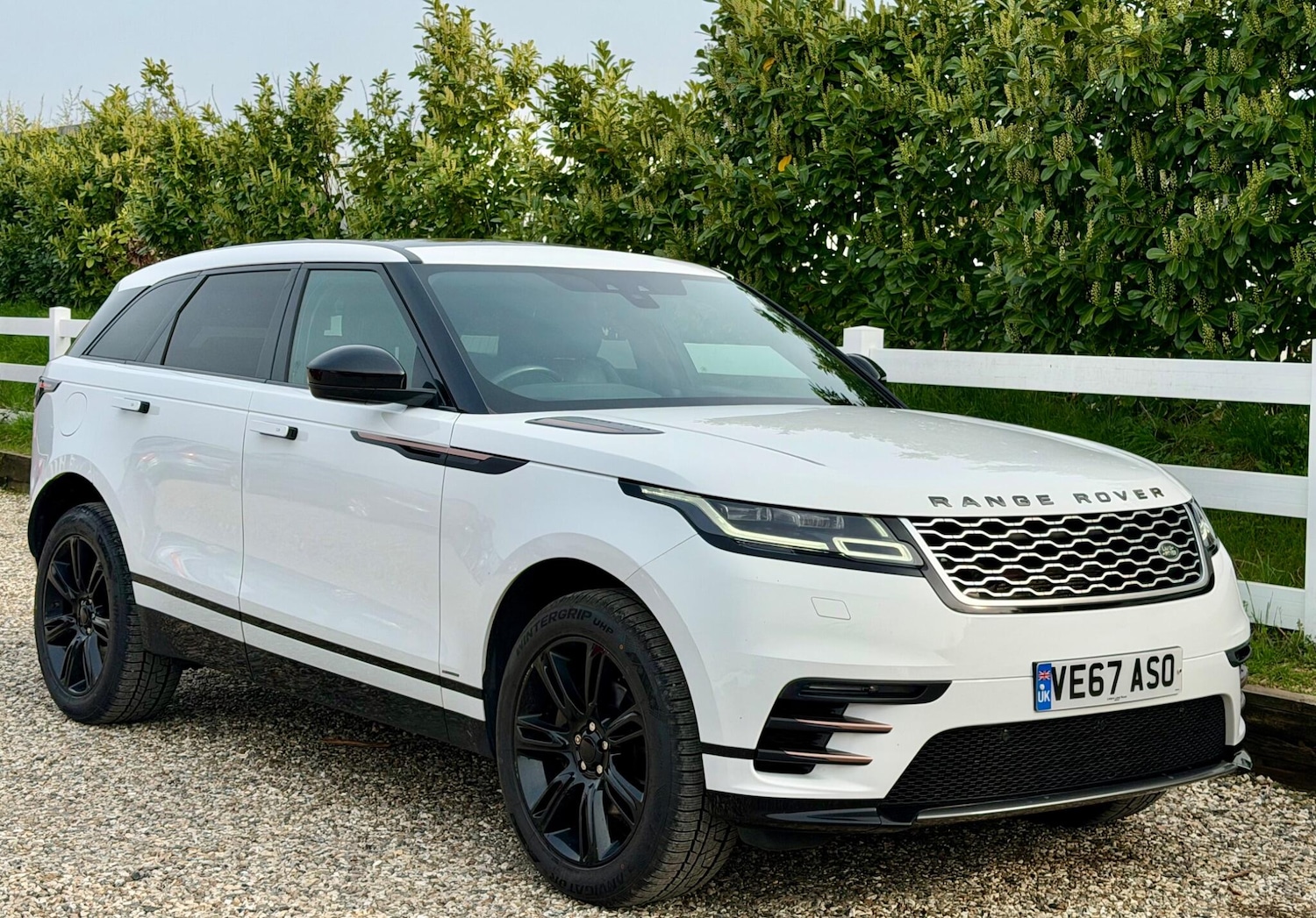 Used Land Rover Range Rover Velar 2017 for sale - 77993223: Photo 2