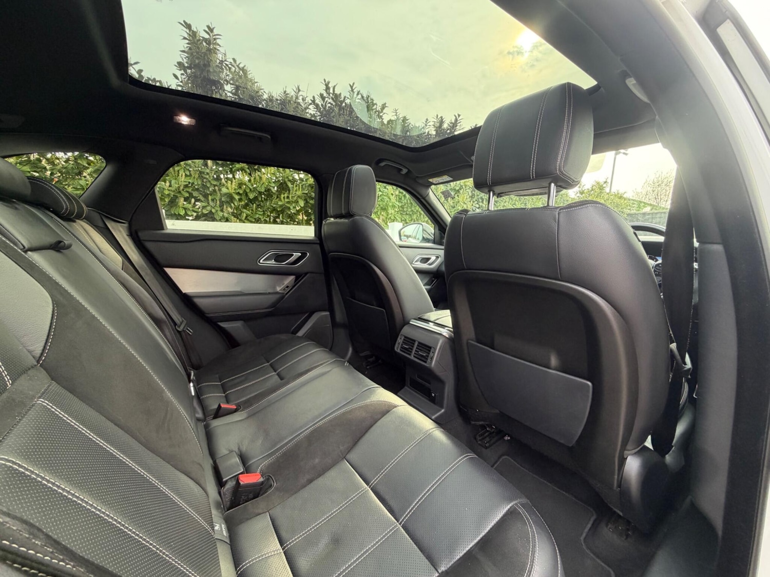 Used Land Rover Range Rover Velar 2017 for sale - 77993223: Photo 27