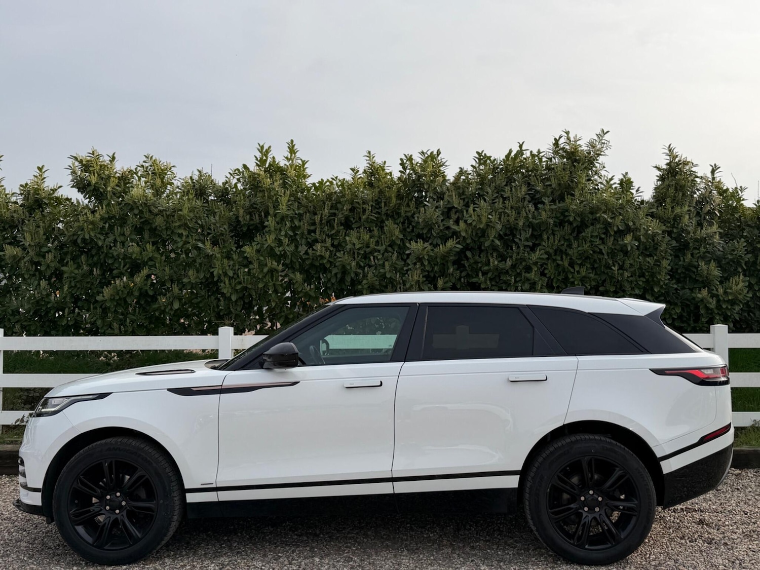 Used Land Rover Range Rover Velar 2017 for sale - 77993223: Photo 9