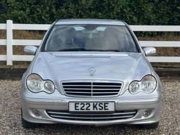 Used Mercedes-Benz C-Class 2005 for sale - 75327024: Photo