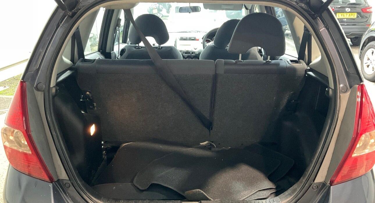 Used Honda Jazz 2007 for sale - 77101681: Photo 6