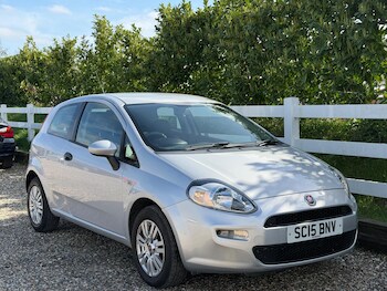 Used Fiat Punto 2015 for sale - 77925734: Photo